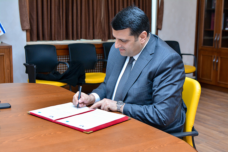 A memorandum on joint cooperation was signed between Nakhchivan State University and John Von Neumann University
A memorandum of cooperation was signed between Nakhchivan State University and John Von Neumann University of Hungary.